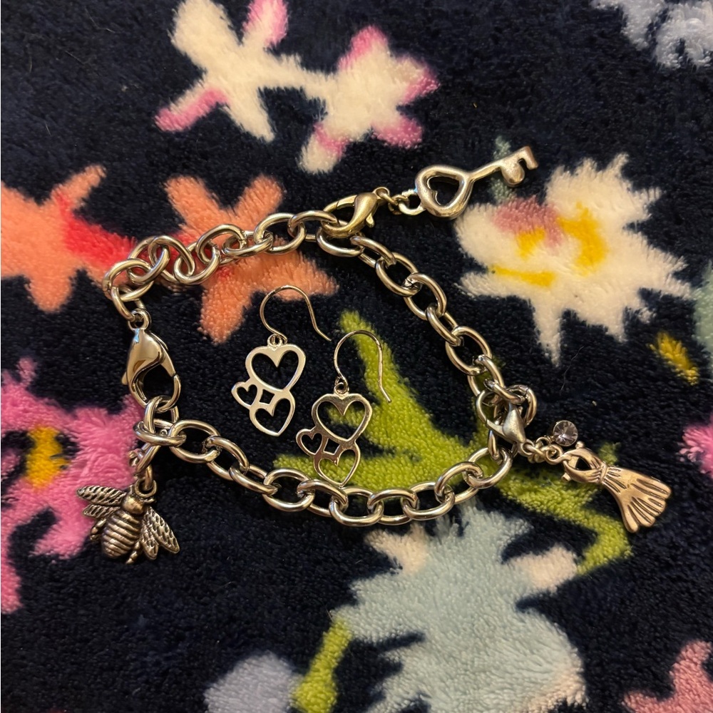 Charming Silver Bracelet with Heart Accents
